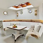 Your Houseboat أمستردام